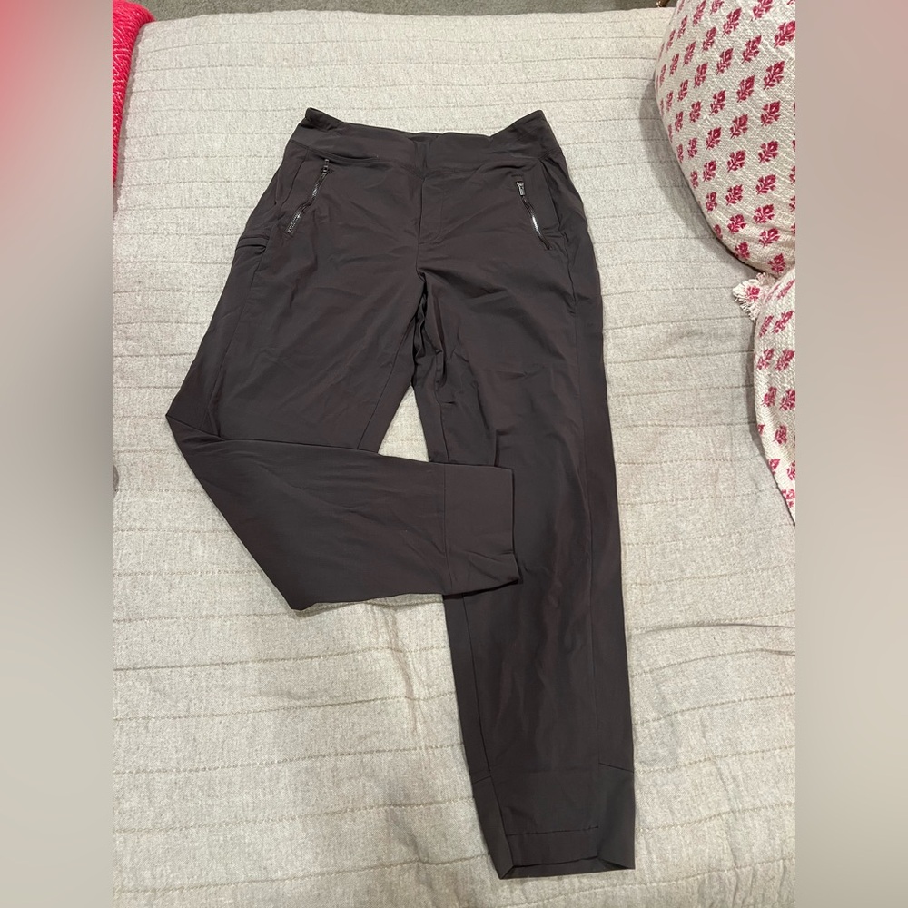 Athleta Trekkie Jogger